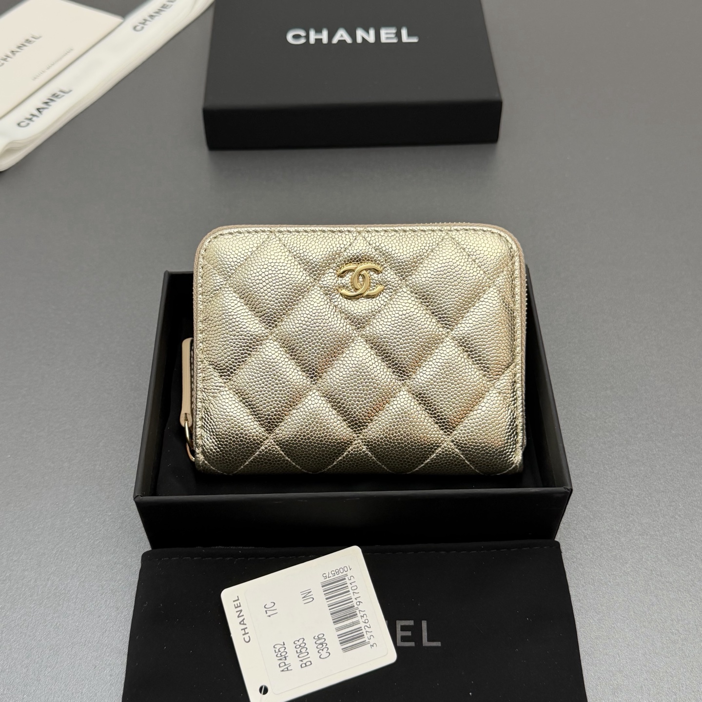 Chanel-Classic-Zip-Coin-Purse-Wallet-Gold-quilted-caviar-leather-A4652-12x9x2CM