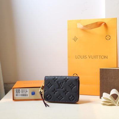 Alternative view of Wholesale Luxury Louis Vuitton Zippy Coin Purse M60574