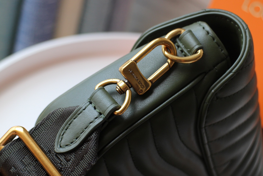 Wholesale Luxury Louis Vuitton New Wave Multi-Pochette M56471 - Image 14