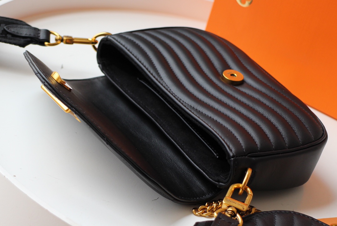 Wholesale Luxury Louis Vuitton New Wave Multi-Pochette M56471 - Image 4