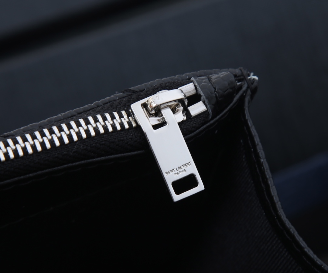 Wholesale Luxury Ysl Envelope Chain Wallet In Grain De Poudre Embossed Leather 1888 - Image 15