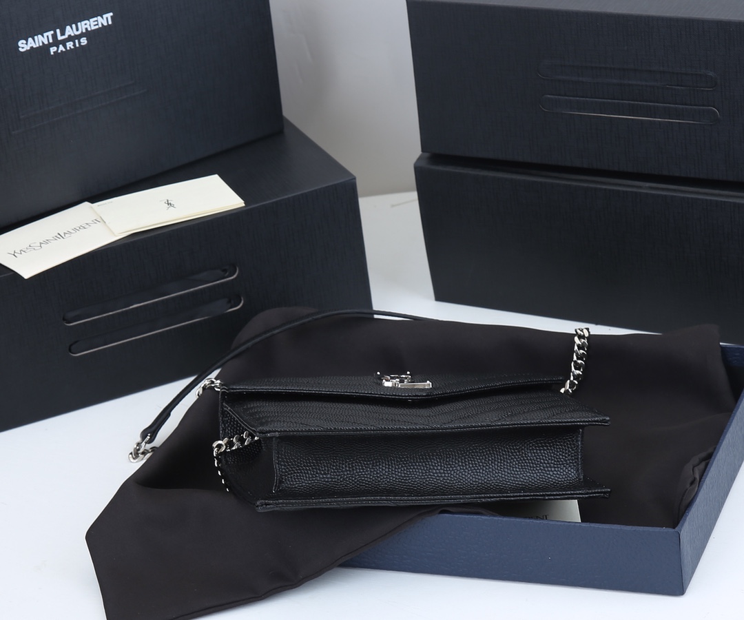 Wholesale Luxury Ysl Envelope Chain Wallet In Grain De Poudre Embossed Leather 1888 - Image 19