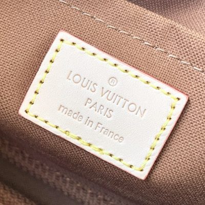 Alternative view of Wholesale Luxury Louis Vuitton Multi Pochette Accessoires-M44840 Pink