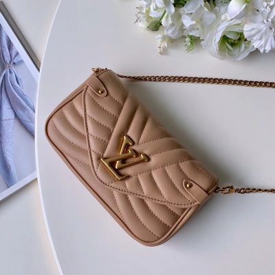 Alternative view of Wholesale Luxury Louis Vuitton New Wave Chain Pochette-M68479Brown