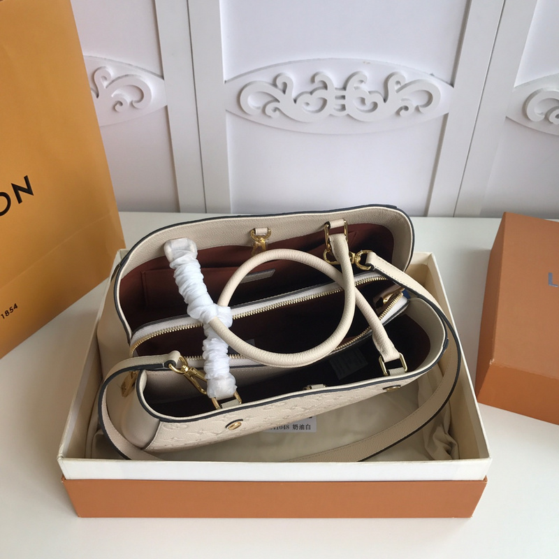 Wholesale Luxury Louis Vuitton Aaa-Montaigne Mm-M44061 White - Image 5