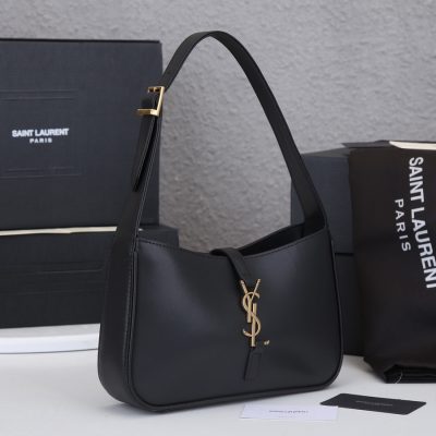 Alternative view of Wholesale Luxury Ysl Le 5 A 7 Hobo Bag In Smooth Leather 2024