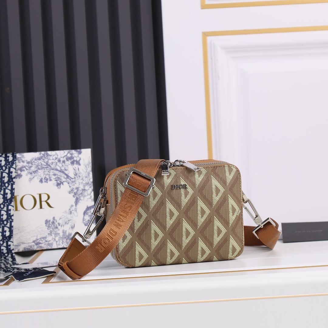 Wholesale Luxury Dior Messenger Pouch- Brown/Gray