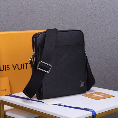 Alternative view of Wholesale Luxury Louis Vuitton Alex Messenger Bb M30265