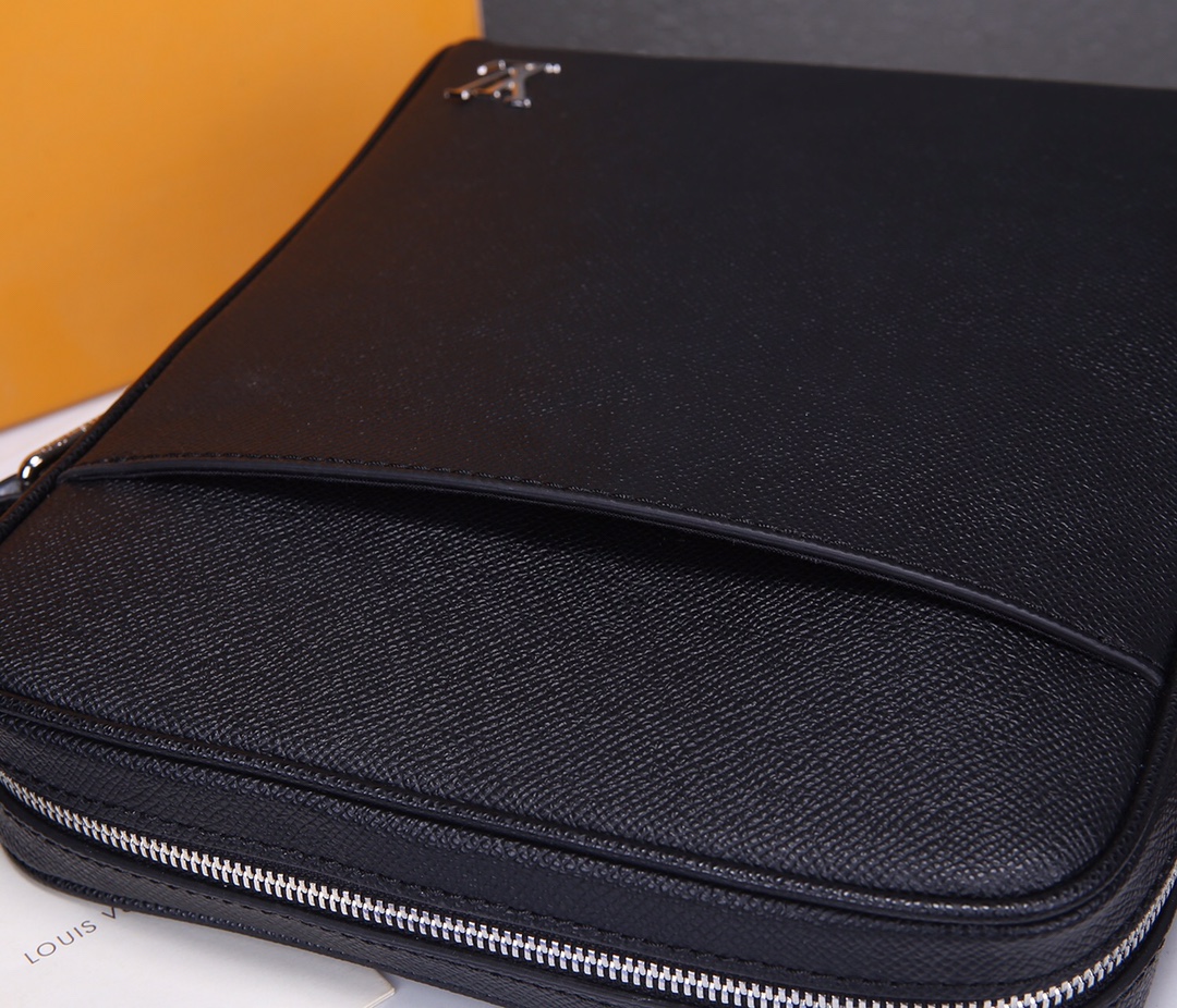 Wholesale Luxury Louis Vuitton Alex Messenger Bb M30265 - Image 6