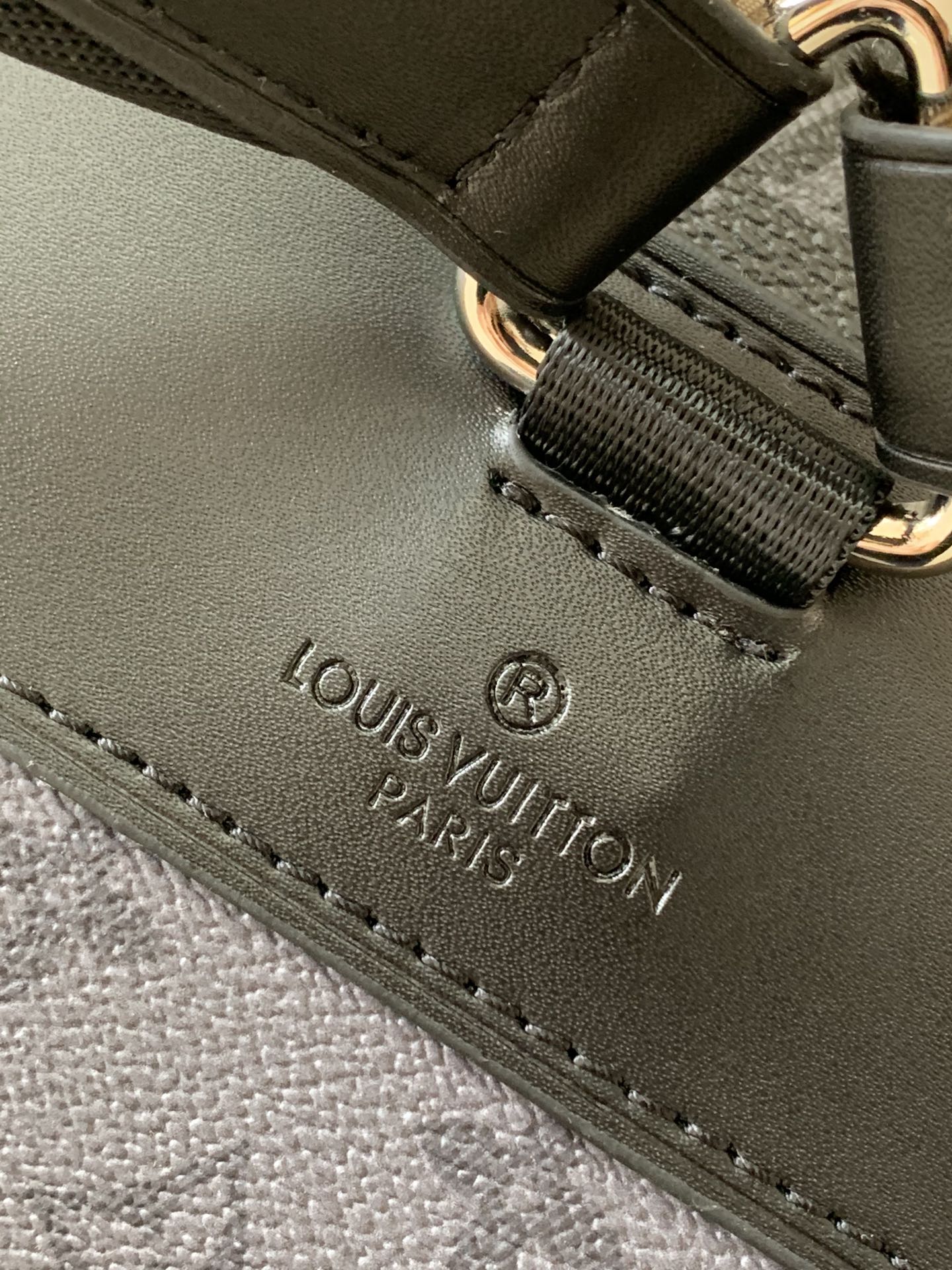 Wholesale Luxury Louis Vuitton Aaa-Christopher Pm M45419 - Image 6