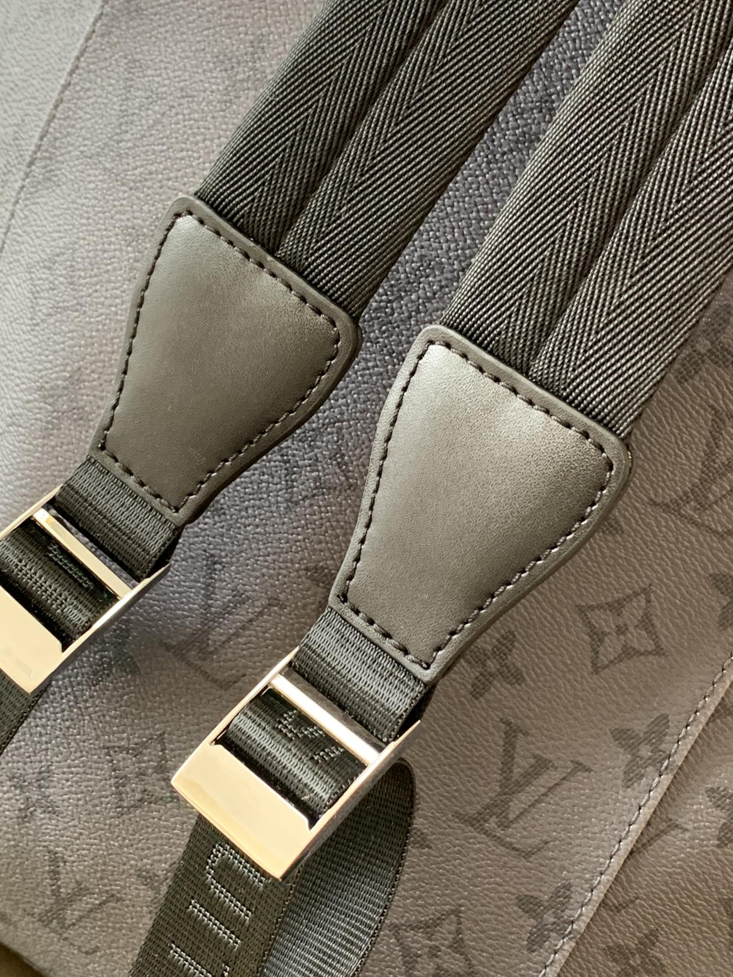 Wholesale Luxury Louis Vuitton Aaa-Christopher Pm M45419 - Image 7