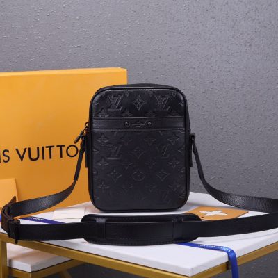 Wholesale Luxury Louis Vuitton Danube Slim M44972