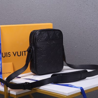 Alternative view of Wholesale Luxury Louis Vuitton Danube Slim M44972
