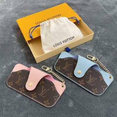 Wholesale Luxury Louis Vuitton Sunglasses Case Glasses Box L09