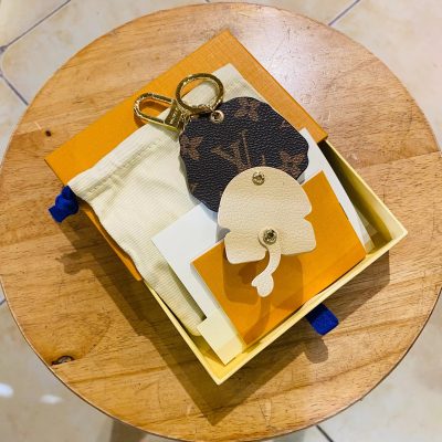 Alternative view of Wholesale Luxury Louis Vuitton Lion Bag Charm And Key Holder L10
