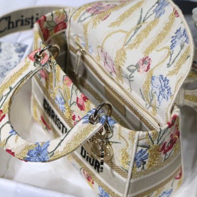 Alternative view of Wholesale Luxury Dior Aaa-Flowers Medium Lady D-Lite Bag M0565/Embroidery