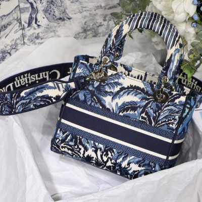 Alternative view of Wholesale Luxury Dior Aaa-Medium Lady D-Lite Bag /Embroidered Logo
