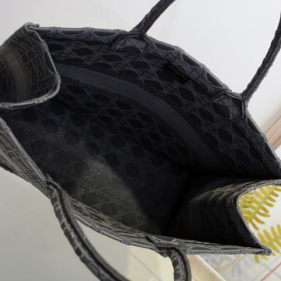 Alternative view of Wholesale Luxury Dior Aaa-Embroidery Book Tote 41.5×35