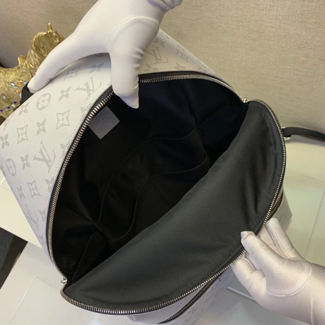 Wholesale Luxury Louis Vuitton Aaa-Discovery Backpack M30232 M30228 - Image 9