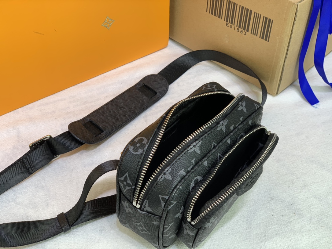 Wholesale Luxury Louis Vuitton Taigarama Outdoor Pouch Brown/Black - Image 11