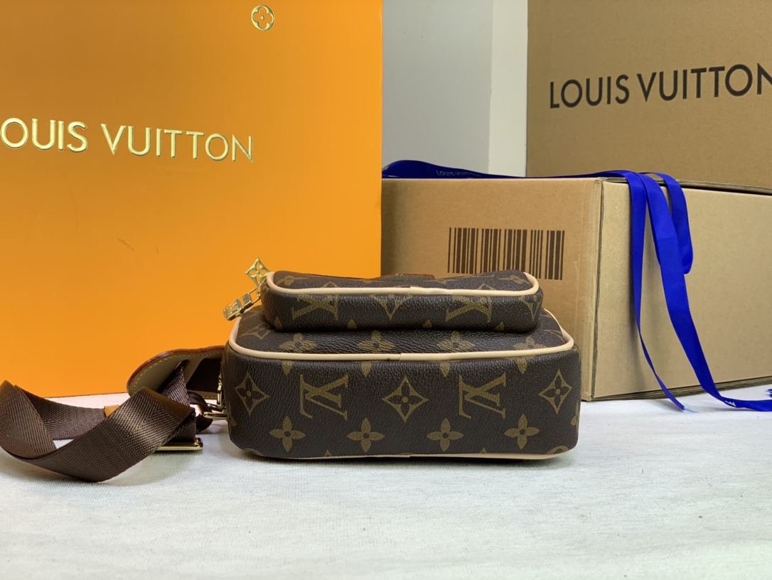 Wholesale Luxury Louis Vuitton Taigarama Outdoor Pouch Brown/Black - Image 5