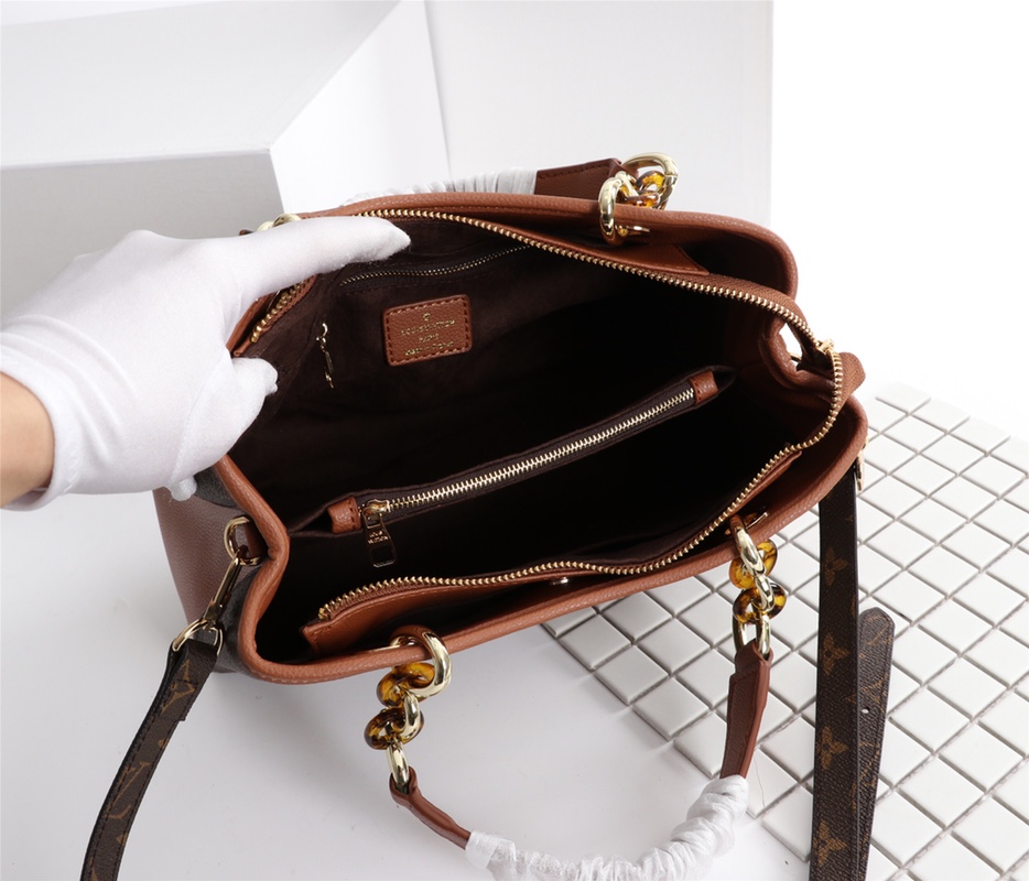 Wholesale Luxury Louis Vuitton Classic Monogram Handle Bag With Strap - Image 11