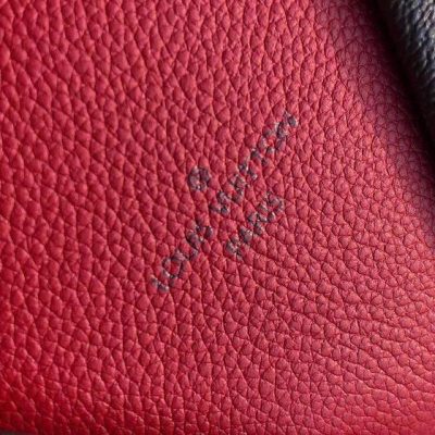 Alternative view of Wholesale Luxury Louis Vuitton V Tote Mm M43949