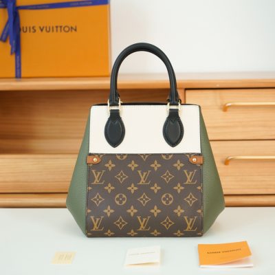 Alternative view of Wholesale Luxury Louis Vuitton Fold Tote Pm M45388