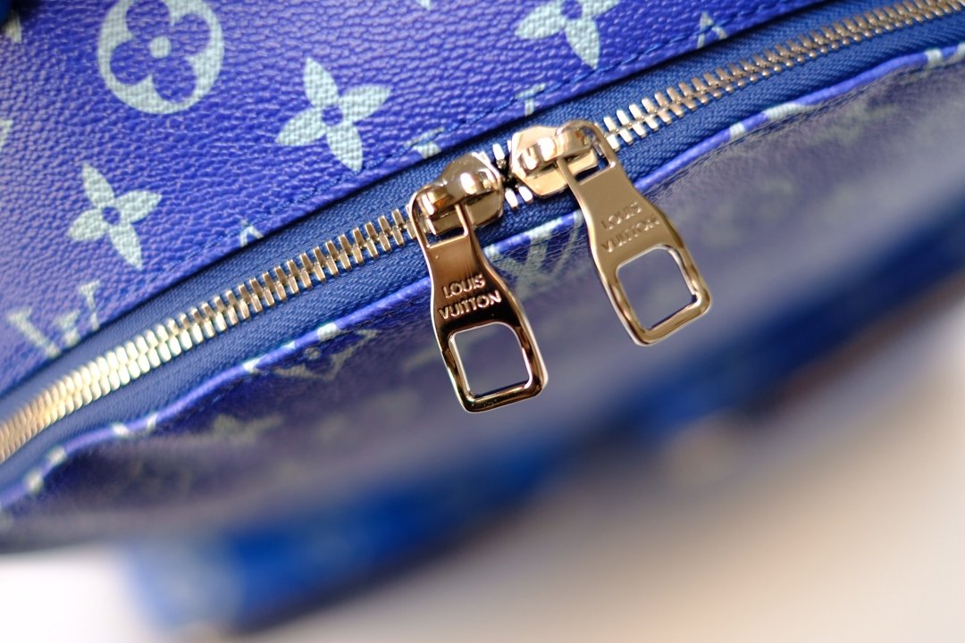 Wholesale Luxury Louis Vuitton Aaa-Backpack Multipocket M45441 Blue - Image 7