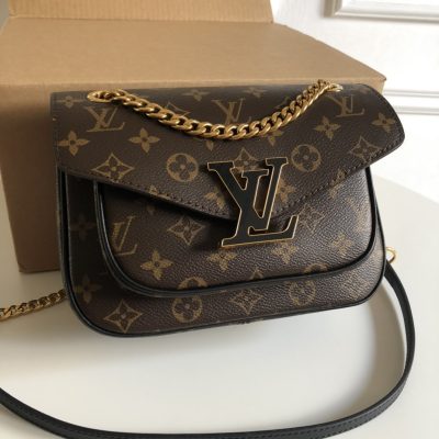 Wholesale Luxury Louis Vuitton Passy Compact Chain Bag