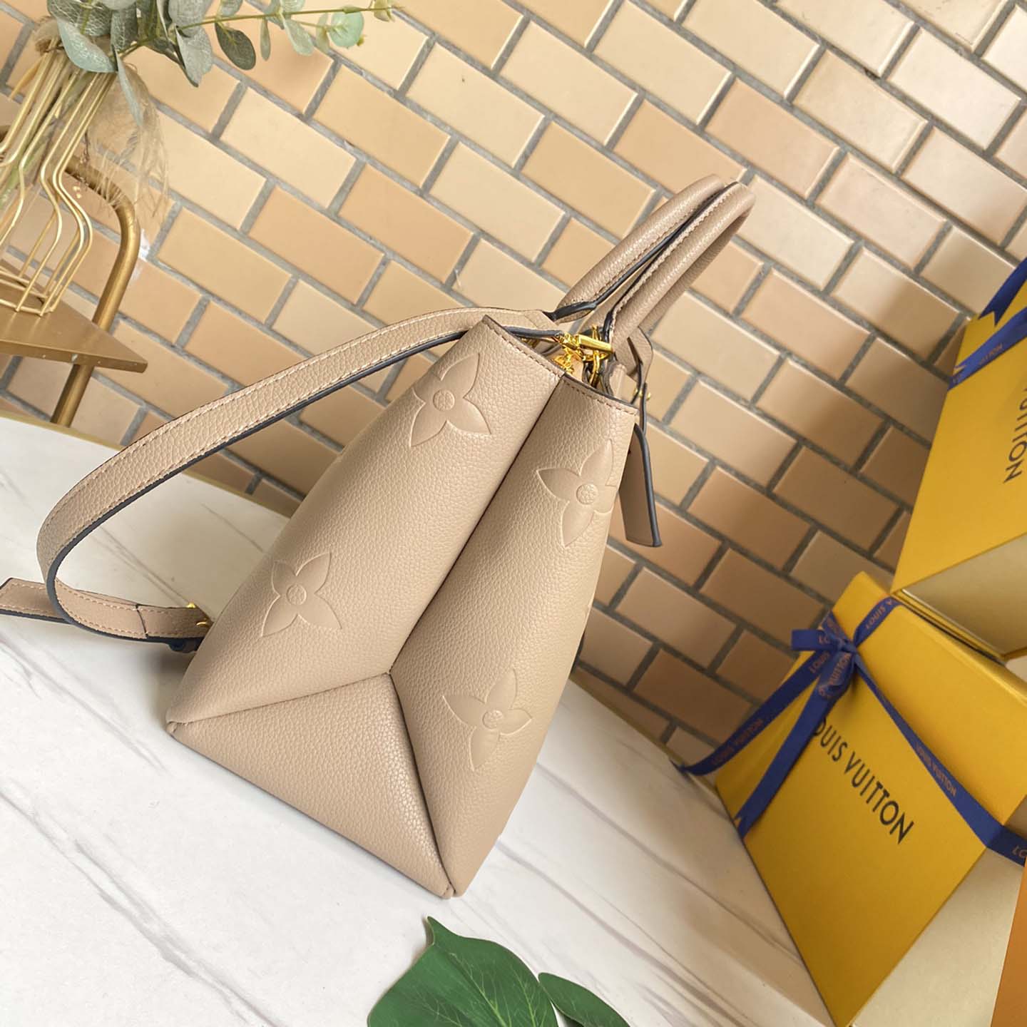 Wholesale Luxury Louis Vuitton Grand Palais Tote Bag - Image 8