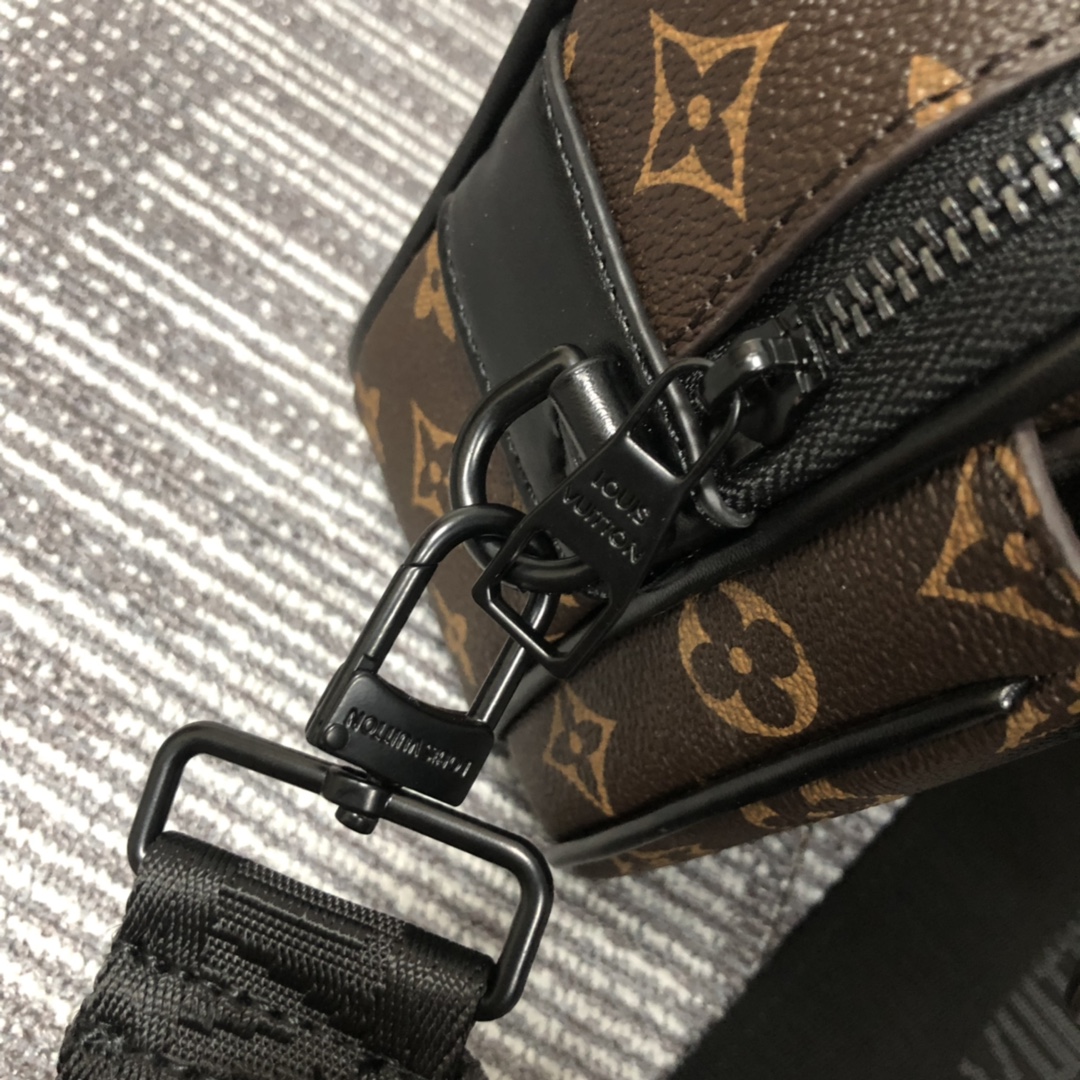 Wholesale Luxury Louis Vuitton S Lock Messenger M45863 - Image 8
