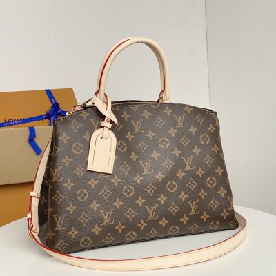Alternative view of Wholesale Luxury Louis Vuitton Grand Palais/Petit Palais M45900