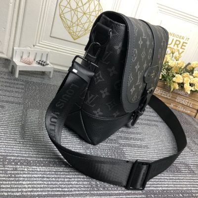 Alternative view of Wholesale Luxury Louis Vuitton Saumur Messenger M45911