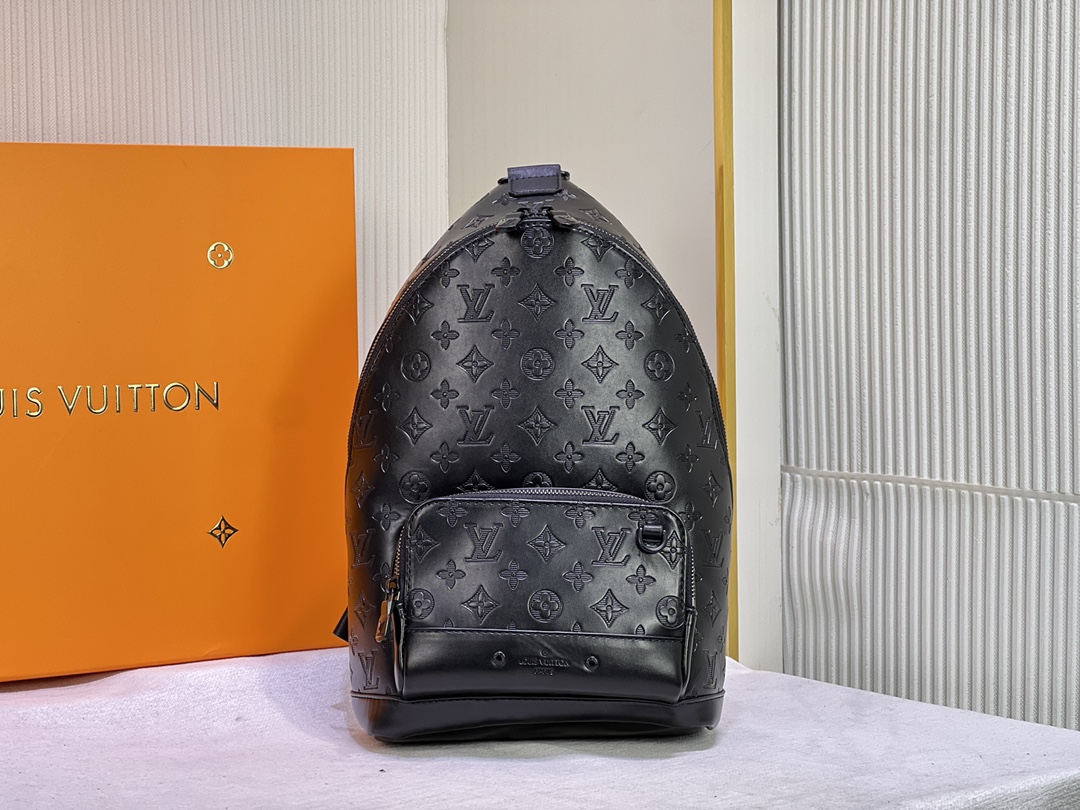 Wholesale Luxury Louis Vuitton Monogram Shadow Racer Slingbag M46107