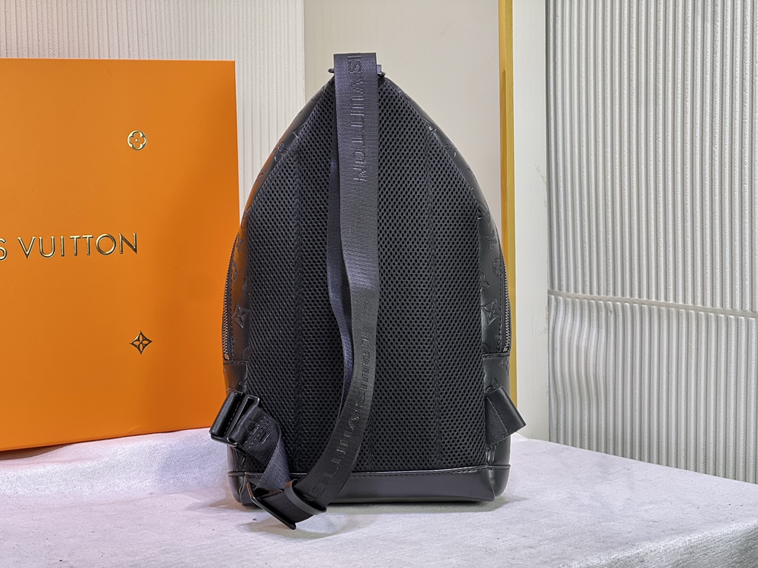 Wholesale Luxury Louis Vuitton Monogram Shadow Racer Slingbag M46107 - Image 4