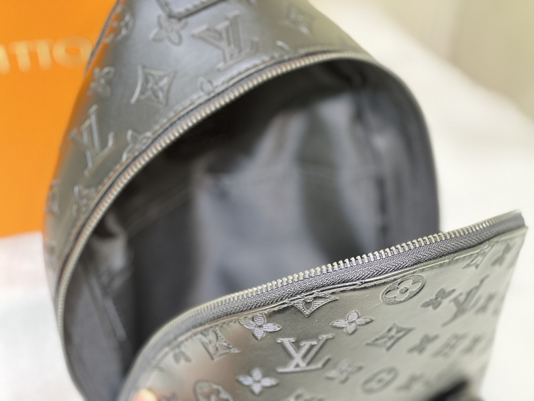 Wholesale Luxury Louis Vuitton Monogram Shadow Racer Slingbag M46107 - Image 6