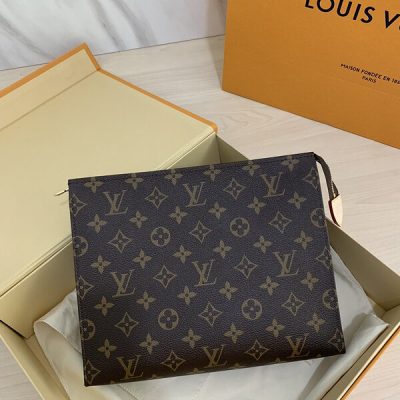 Wholesale Luxury Louis Vuitton Toiletry Pouch 26 M47542