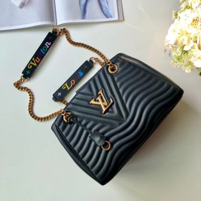 Wholesale Luxury Louis Vuitton New Wave Chain Tote