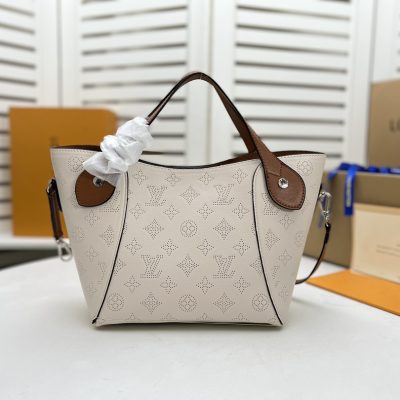Alternative view of Wholesale Luxury Louis Vuitton Hina Pm- Beige/Pink/White