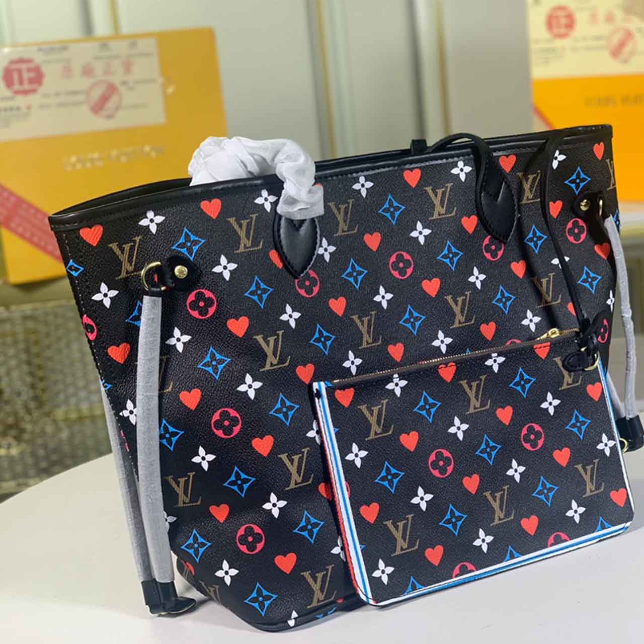 Wholesale Luxury Louis Vuitton Game On Neverfull Mm M57462 Black/White - Image 13