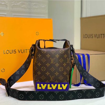 Wholesale Luxury Louis Vuitton Rubber Collection-Cruiser Messenger M57966