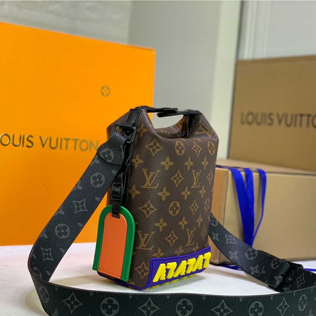 Wholesale Luxury Louis Vuitton Rubber Collection-Cruiser Messenger M57966 - Image 8
