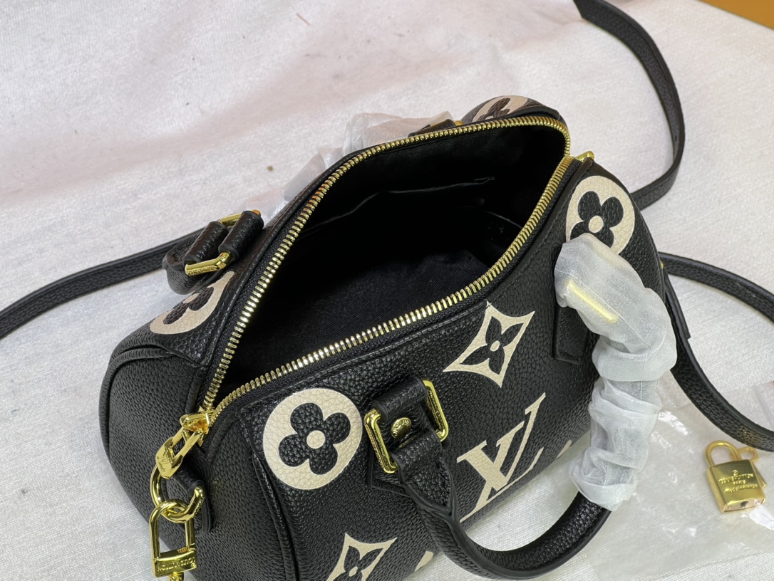 Wholesale Luxury Louis Vuitton Speedy Bandouliere 20 M58953 - Image 13