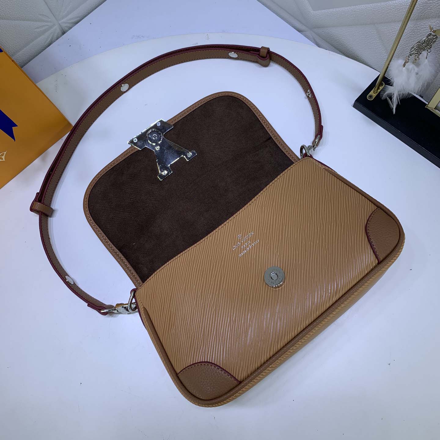Wholesale Luxury Louis Vuitton Buci Crossbody Essential Daily Bag - Image 12
