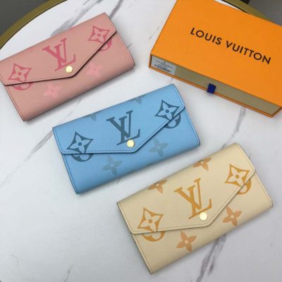 Wholesale Luxury Louis Vuitton By The Pool-Sarah Wallet M60668