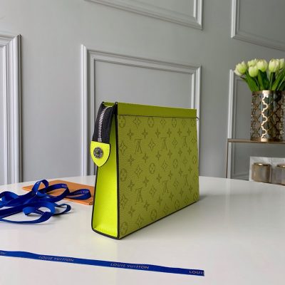 Alternative view of Wholesale Luxury Louis Vuitton Pochette Voyage Mm Yellow/White