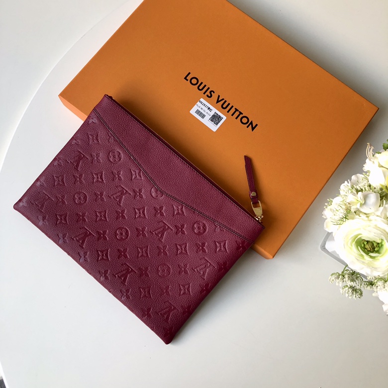 Wholesale Luxury Louis Vuitton Daily Pouch M62937 - Image 11