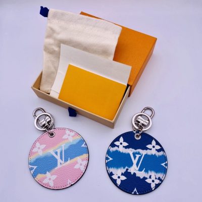 Alternative view of Wholesale Luxury Louis Vuitton Escale Key Holder And Bag Charm