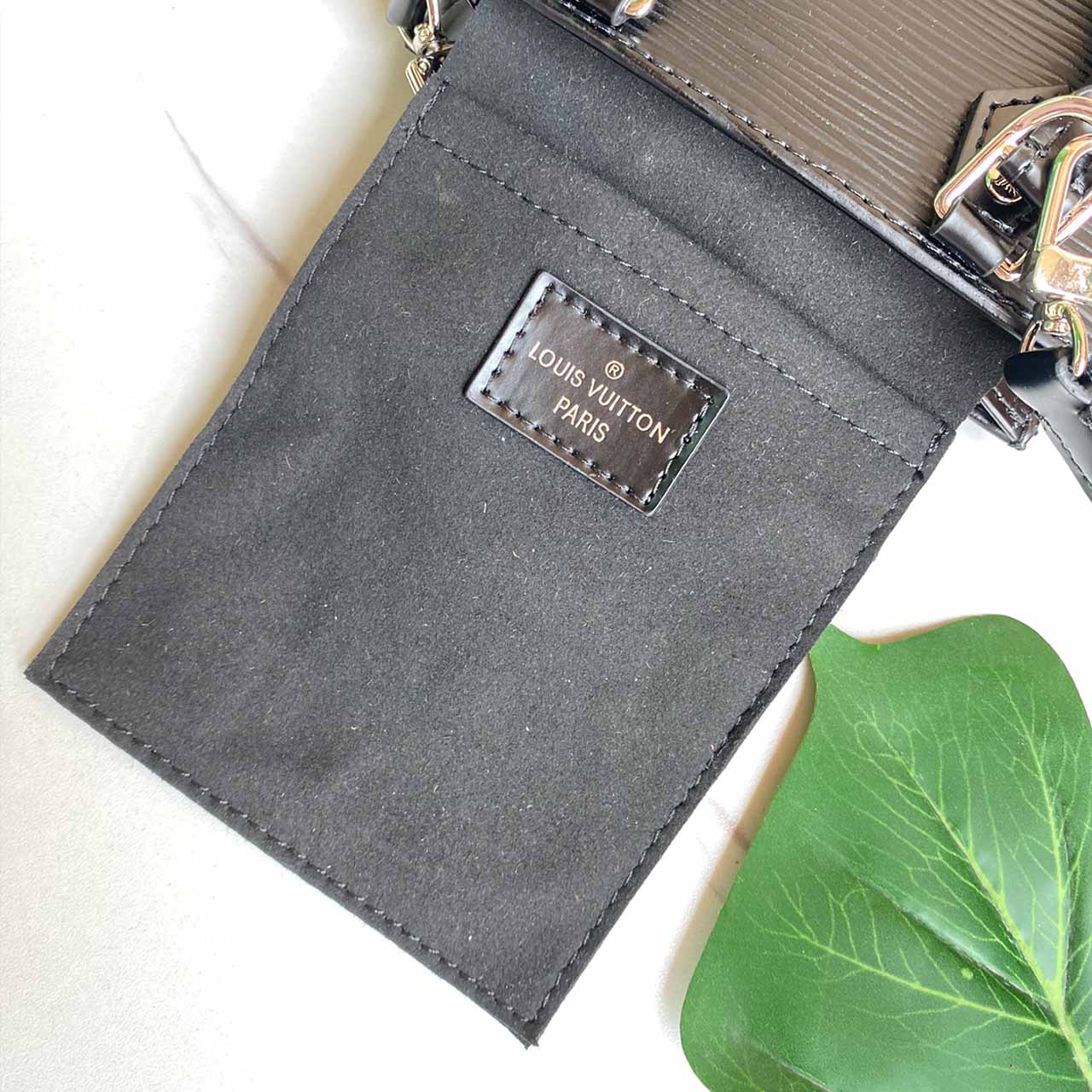 Wholesale Luxury Louis Vuitton Petit Sac Plat M69441 Black/White/Pink - Image 3